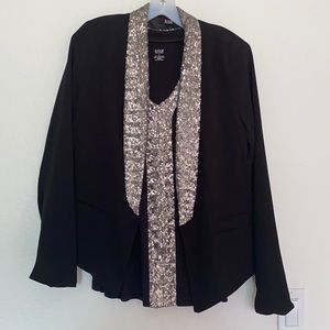 Beautiful causal under shirt with coat